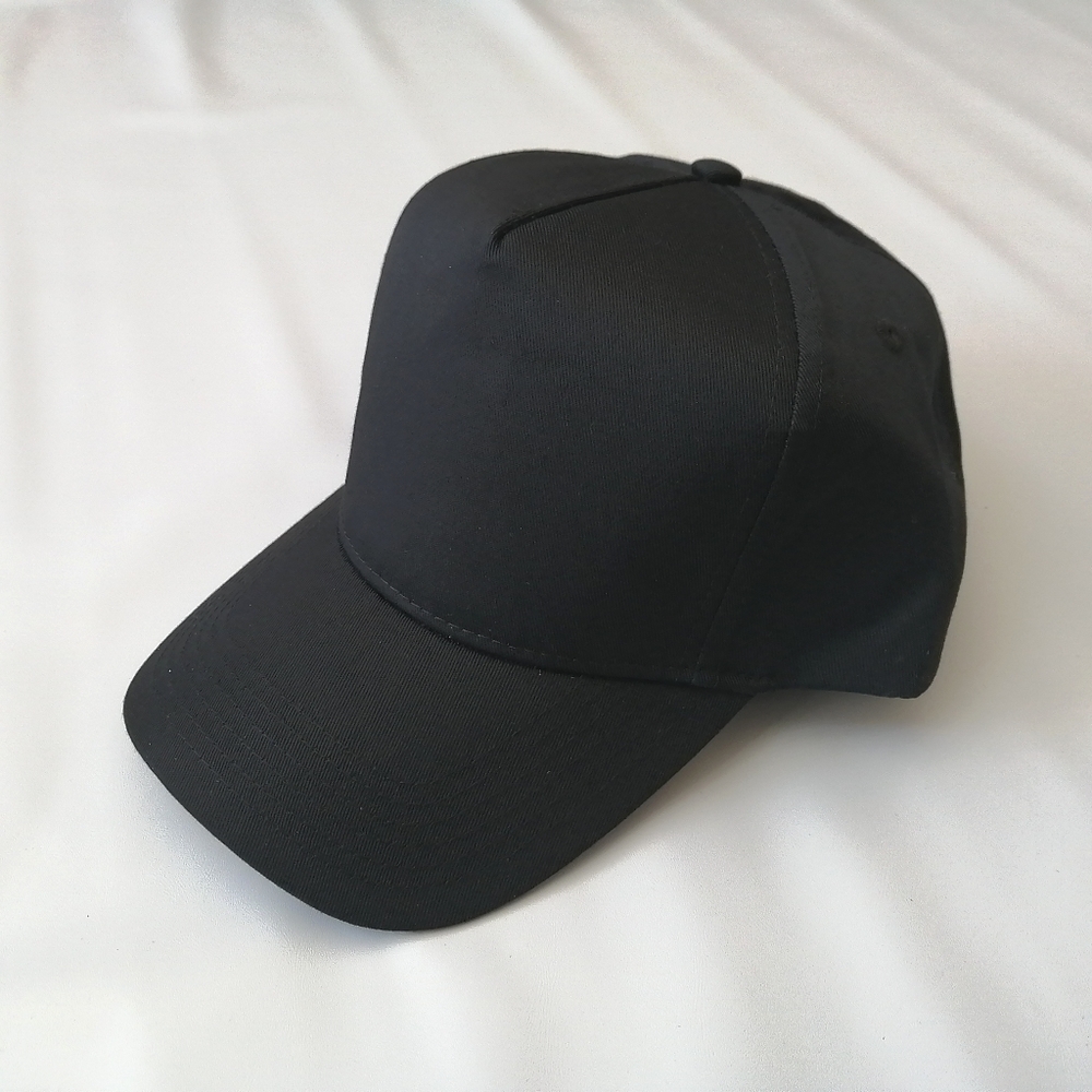 Black Five Panel Trucker Cap NWOT